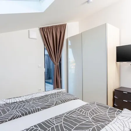 Apartamento Schone In Mit Grosser Terrasse Und Meerblick *
